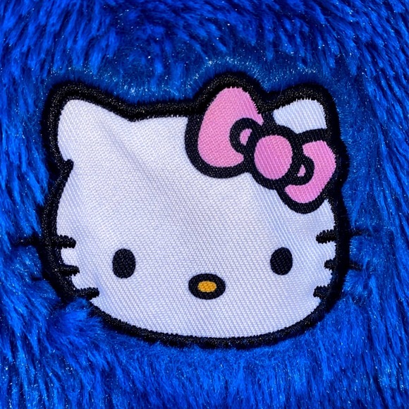 Hello Kitty Sanrio Girls 6 Reversible Puffer Jacket Pink Blue Cute Coat Size 6 - Picture 4 of 12